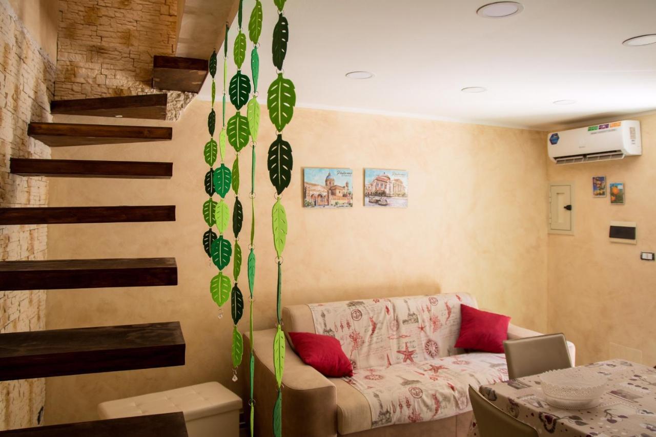 Appartamento Casa Assisi Palermo Esterno foto