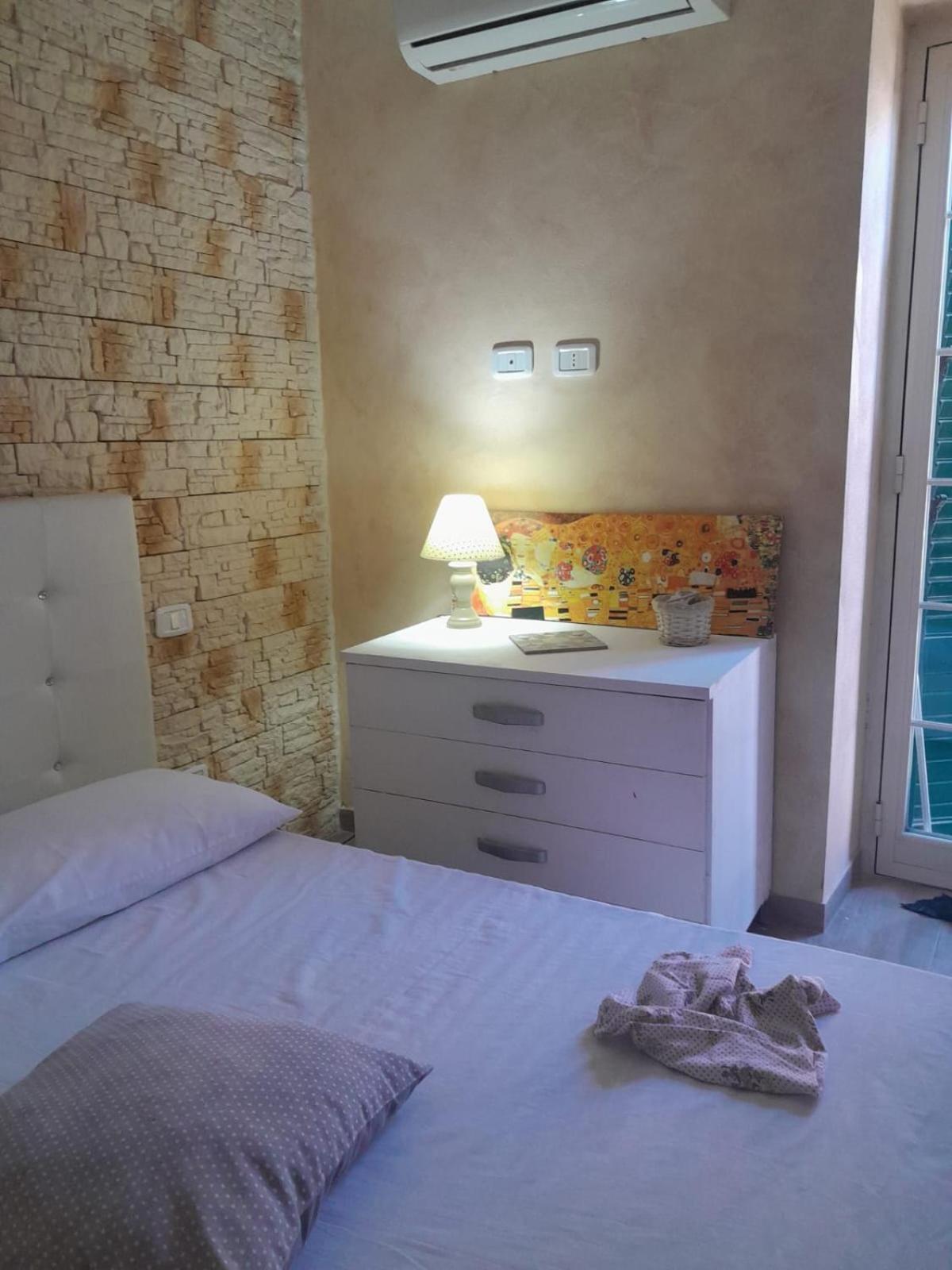 Appartamento Casa Assisi Palermo Esterno foto